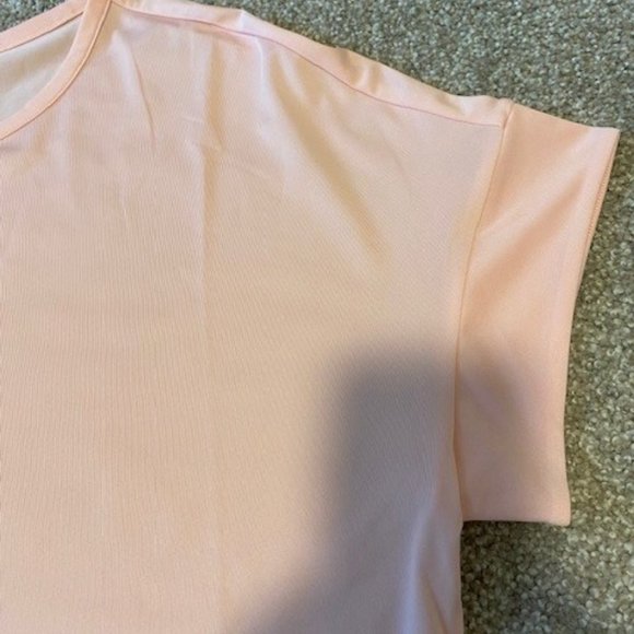 Carve Designs Pink Shirt in Size Small - Picture 4 of 5
